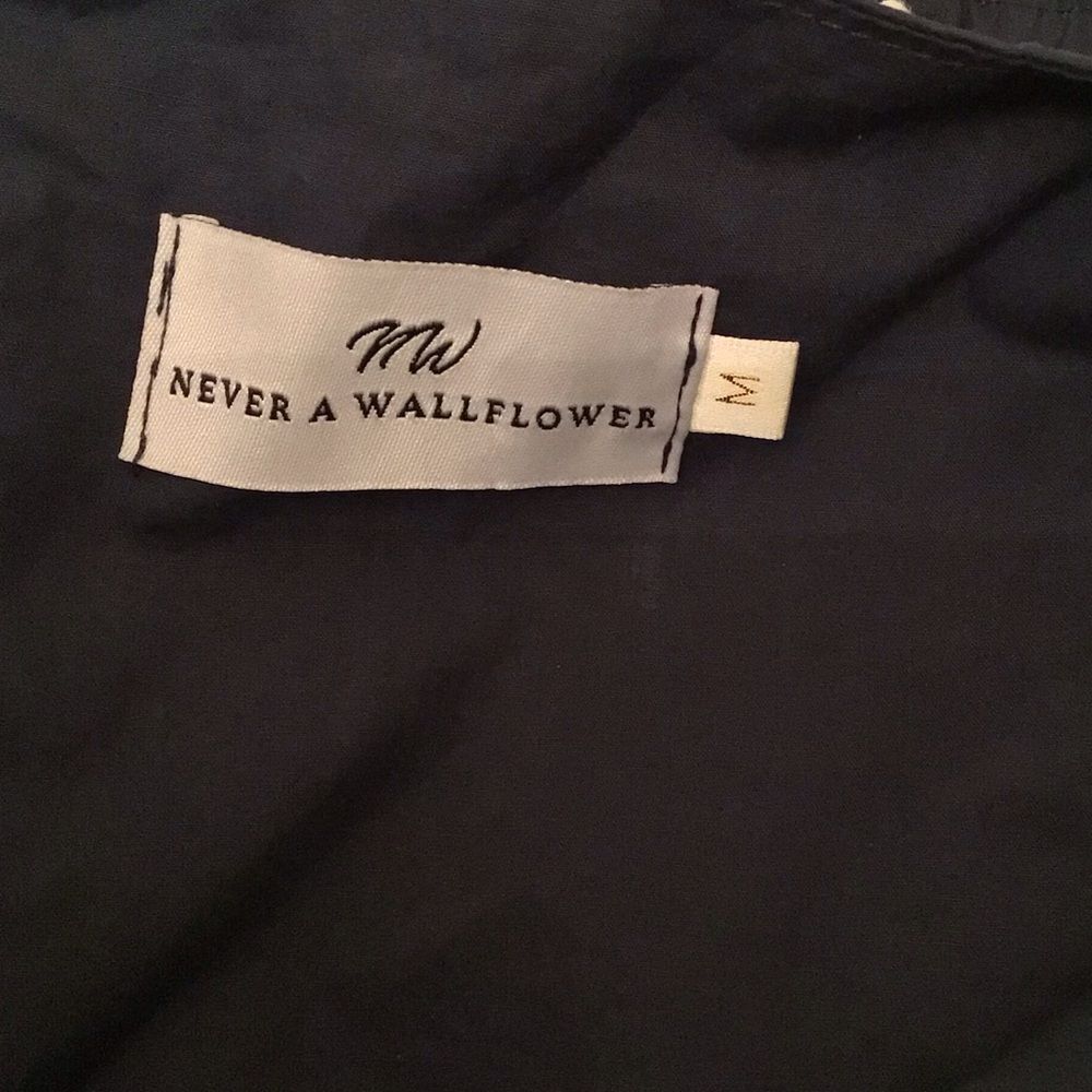 Matador Wide-Leg Romper, Navy/White
NEVER A WALLFLOWER - Picture 6 of 6
